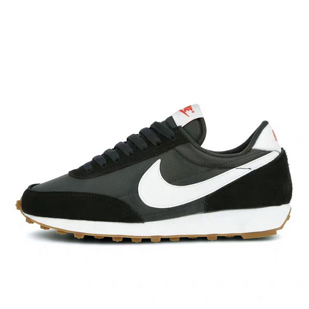 women Daybreak shoes-009